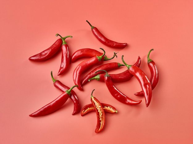 300019 Red Chillies